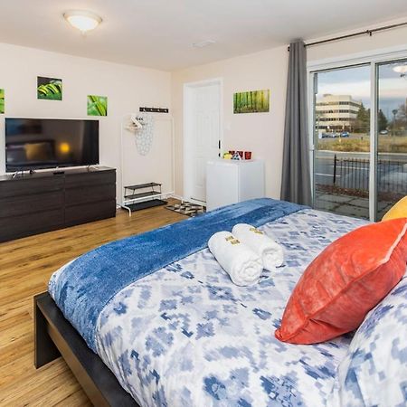 Modern Studio W King Bed - Central Οττάβα Εξωτερικό φωτογραφία